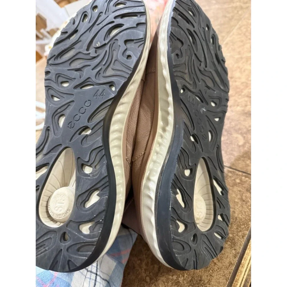 Ecco premium st1